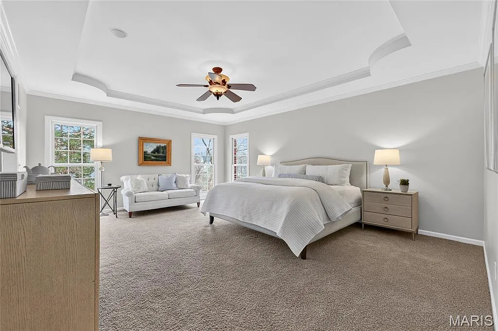 1784c4314e06a54a6fadb86d621a6247-uncropped_scaled_within_1536_1152